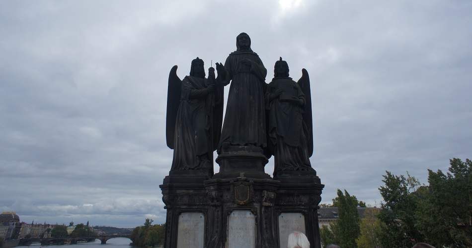 estatuas-ponte-carlos-praga